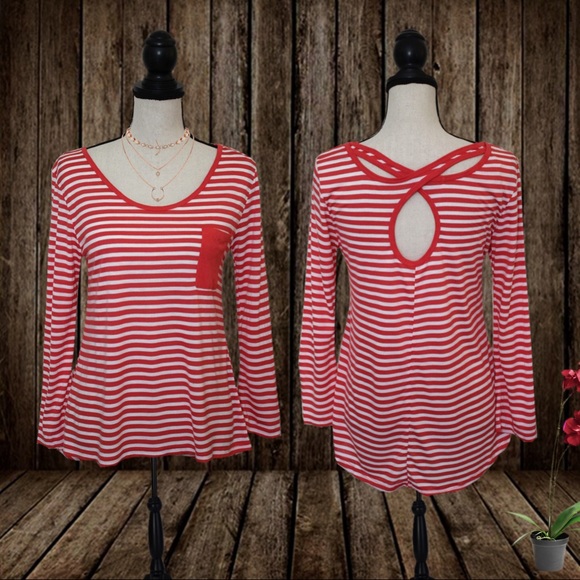 Active Tops - Striped Keyhole Back Top Size Medium/Large